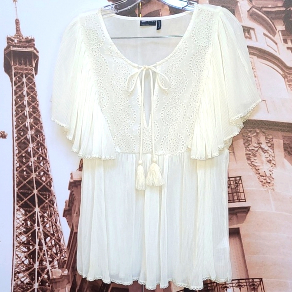 ASOS White Pleated Blouse With Lace Front. Size 8 - #1-0242